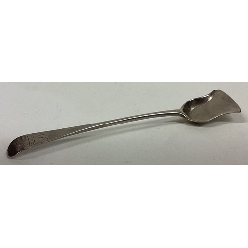 558 - A rare early Provincial silver spoon in the form of a shovel. Maker's mark only. Approx. 6 grams. Es... 