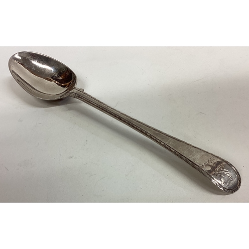 562 - A Georgian silver tablespoon. London 1769. Approx. 35 grams. Est. £50 - £80.