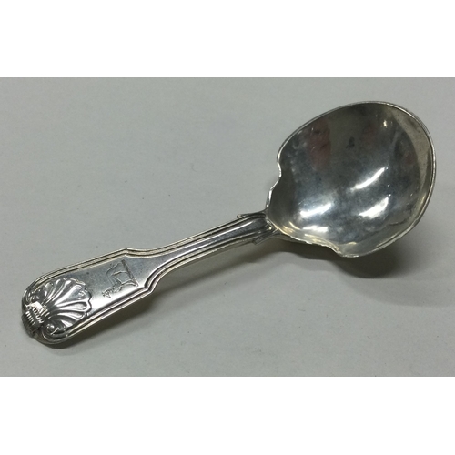 9 - A George III silver caddy spoon. London 1819. By Thomas Wallis & Jonathan Hayne. Approx. 15 grams. E... 