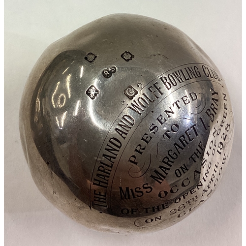 102 - GLASGOW: A heavy Scottish silver bowls trophy with original inscription. 1898. Approx. 343 grams of ... 