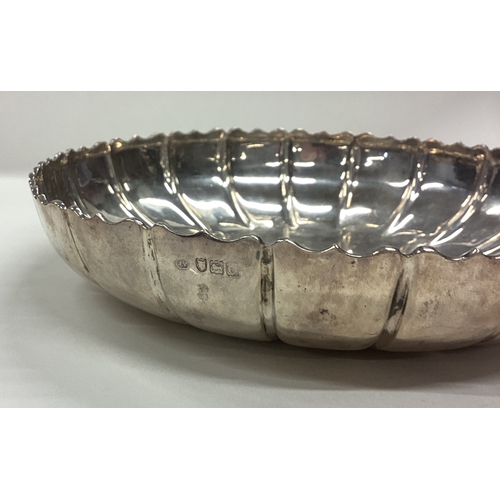 127 - A large Victorian silver strawberry dish in the Georgian style. London 1900. Approx. 392 grams. Est.... 