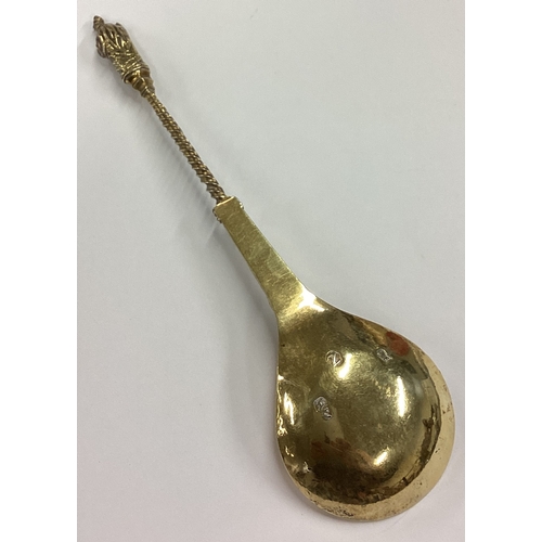 161 - An Antique early silver gilt Apostle spoon. Approx. 59 grams. Est. £50 - £80.