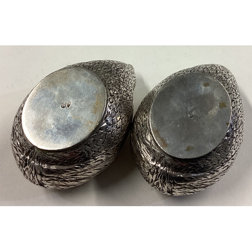 180 - A pair of novelty silver sauceboats in the form of chicks. Marked to bases. Approx. 225 grams. Est. ... 