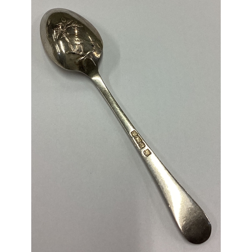 188 - A silver picture back spoon decorated with a bird on tree in the Georgian style. Sheffield 1902. App... 