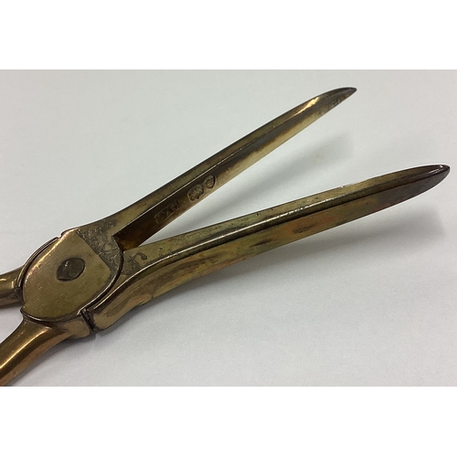 231 - A pair of George III silver gilt grape scissors. London 1830. By William Chawner. Approx. 72 grams. ... 