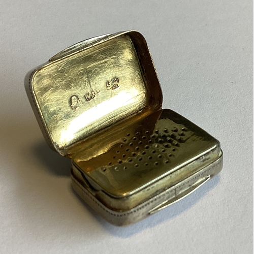 268 - A George III silver vinaigrette. Birmingham 1811. By Matthew Linwood. Approx. 10 grams. Est. £100 - ... 