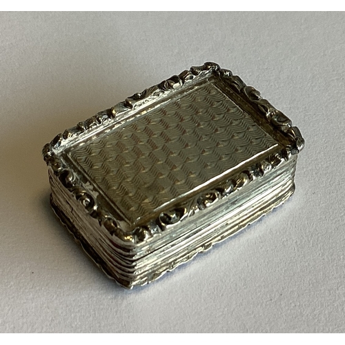 269 - A silver vinaigrette. Birmingham 1841. By Francis Clark. Approx. 9 grams. Est. £100 - £150.