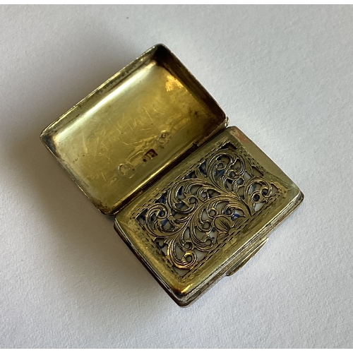 276 - THOMAS PARKER: A silver vinaigrette. Birmingham 1826. Approx. 8 grams. Est. £100 - £150.