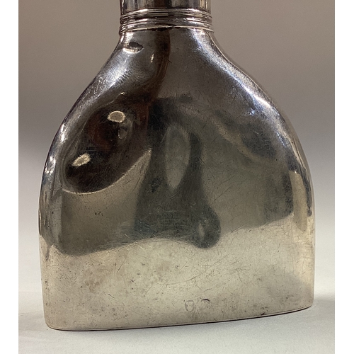 37 - A rare Georgian silver half-size flask with screw-top cover. Approx. 84 grams. Est. £200 - £250.