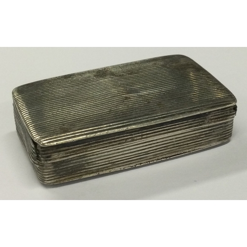 371 - An Antique Dutch silver snuff box with hinged cover. Approx. 31 grams. Est. £40 - £60.