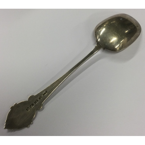 377 - A Victorian silver jam spoon with fine engraved decoration. Birmingham 1866. By George Unite. Approx... 