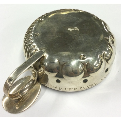 407 - An early 18th Century Continental silver wine taster. Marked to interior. Approx. 107 grams. Est. £4... 