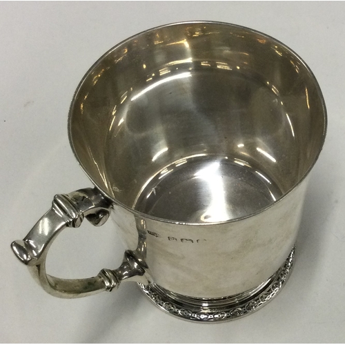 418 - A silver christening mug. Birmingham 1926. Approx. 149 grams. Est. £80 - £120.