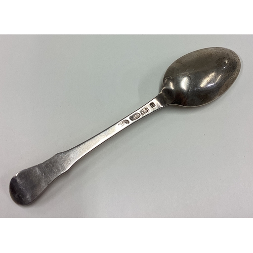 529 - An early 18th Century Continental silver spoon. Approx. 63 grams. Est. £50 - £80,