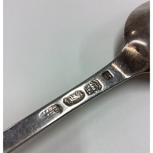 529 - An early 18th Century Continental silver spoon. Approx. 63 grams. Est. £50 - £80,