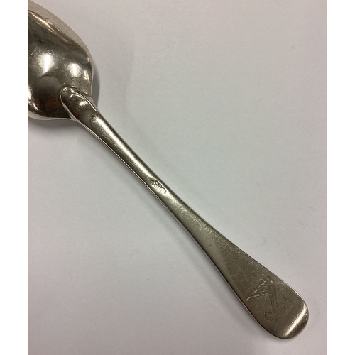 545 - PAUL DE LAMERIE: A large crested silver spoon. Maker's mark only. Circa 1730. Approx. 40 grams. Est.... 