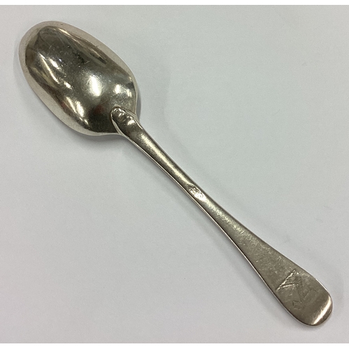 545 - PAUL DE LAMERIE: A large crested silver spoon. Maker's mark only. Circa 1730. Approx. 40 grams. Est.... 