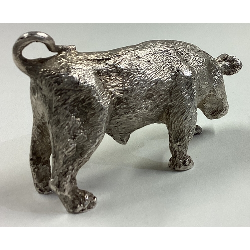 87 - A heavy silver figure of a bull. London 1995. Approx. 151 grams. Est. £200 - £300.