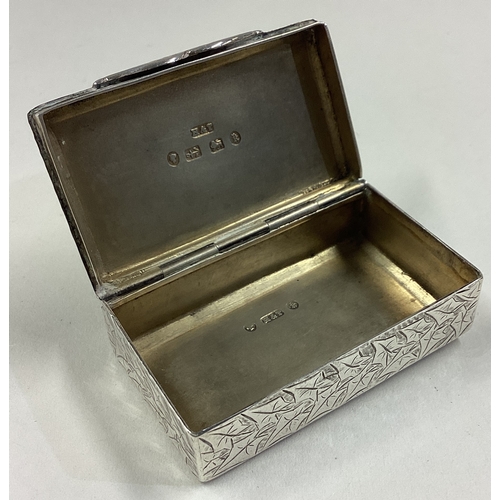 89 - A Victorian silver snuff box with gold plaque to lid. Birmingham 1884. By Hilliard & Thomason. Appro... 