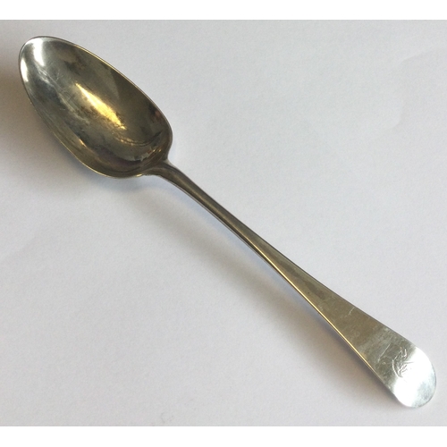 715 - An 18th Century silver spoon. London 1765. Approx. 43 grams. Est. £50 - £80.