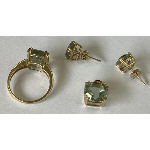 851 - A good asscher cut single stone ring in 9 carat claw mount together with matching pendant earrings. ... 