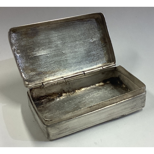 119 - An Antique Continental silver snuff box with hinged cover. Approx. 48 grams. Est. £40 - £60.