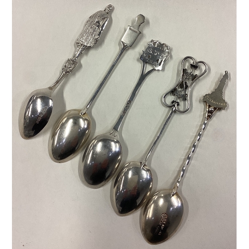 156 - A collection of five cast silver souvenir spoons. Various dates and makers. Approx. 68 grams. Est. £... 