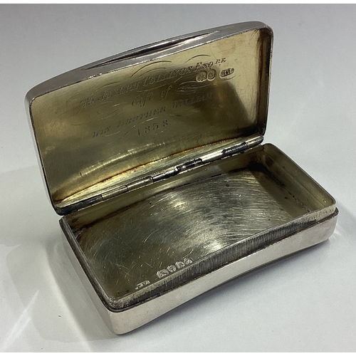 224 - A rectangular William IV silver travelling snuff box with hinged lid bearing inscription. London 183... 