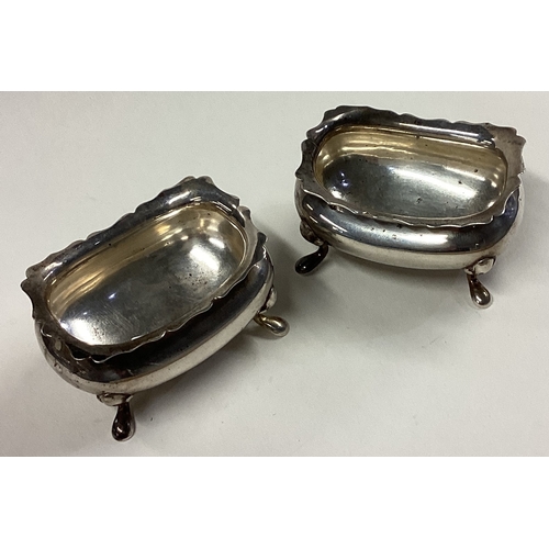 3 - A pair of heavy Edwardian silver salts. Sheffield. Approx. 94 grams. Est. £30 - £50.