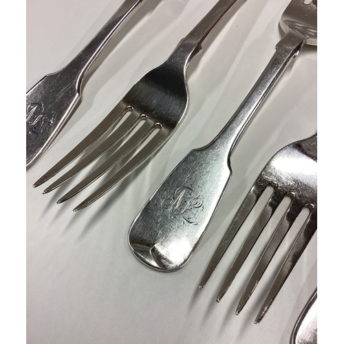 468 - EXETER: A heavy matched set of six silver fiddle pattern table forks. By JR. Approx. 472 grams. Est.... 