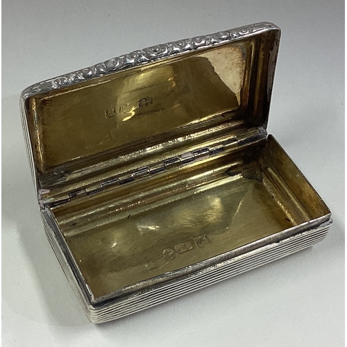 526 - A George III silver snuff box. Birmingham 1839. By Francis Clark. Approx. 43 grams. Est. £80 - £120.