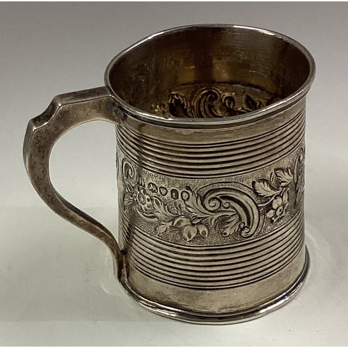 94 - A William IV silver tankard. London 1834. Approx. 100 grams. Est. £80 - £120.