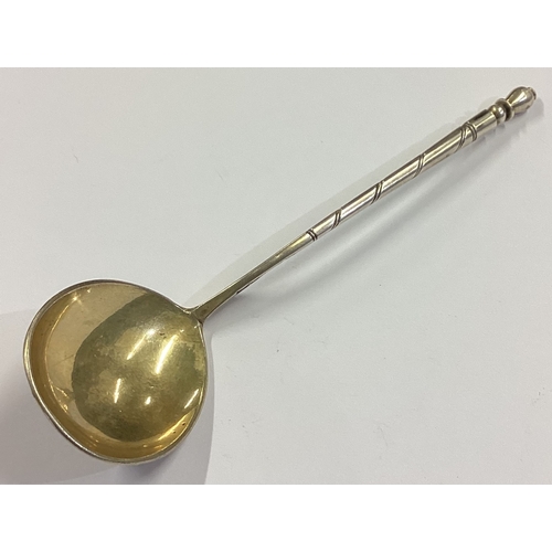 15 - A 19th Century Russian silver and Niello spoon dated 1885. Approx. 41 grams. Est. £80 - £120.