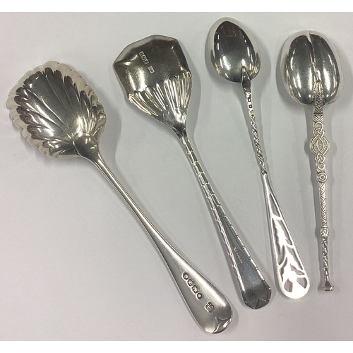 3 - A group of four heavy silver preserve spoons. Various dates and makers. Approx. 75 grams. Est. £100 ... 