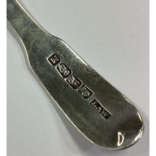 30 - DUBLIN: A large Irish silver caddy spoon with fluted decoration. 1808. Approx. 22 grams. Est. £40 - ... 