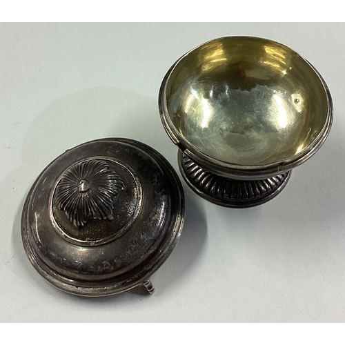 346 - An 18th Century French silver bowl and cover. Marked to base. Approx. 84 grams. Est. £200 - £300.