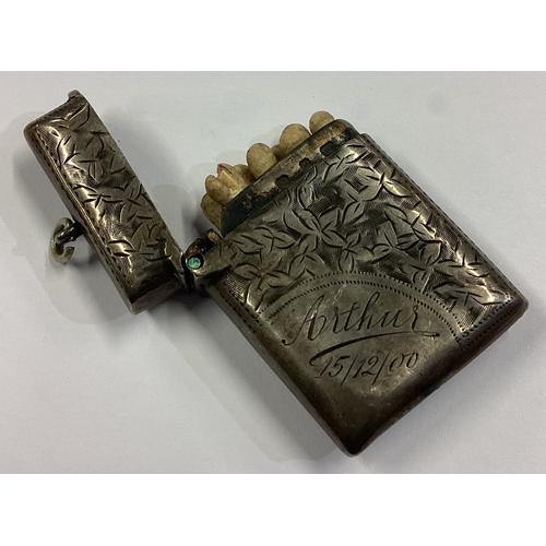 36 - A Victorian silver vesta case. Birmingham 1898. Approx. 19 grams. Est. £10 - £20.