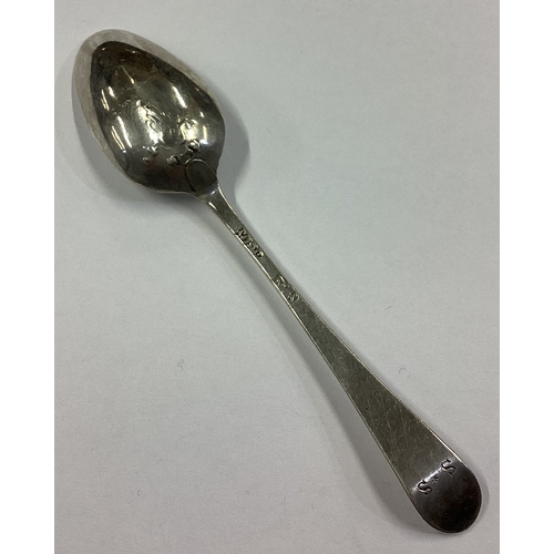 368 - HESTER BATEMAN: A silver picture back teaspoon. Circa 1790. Approx. 9 grams. Est. £20 - £30.