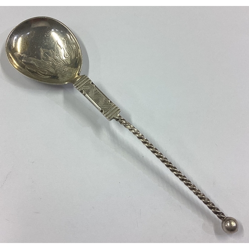 371 - A silver spoon with engraved decoration. By Marius Hammer. Approx. 17 grams. Est. £30 - £40.