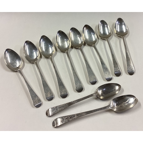 415 - A collection of George III silver spoons. Ranging from 18th - 19th Century. Approx. 142 grams. Est. ... 