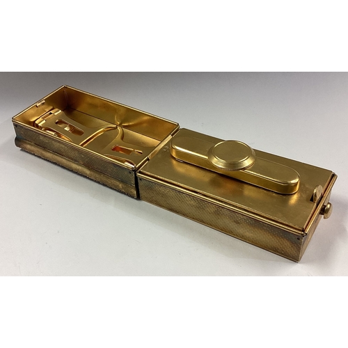 421 - A pair of early 20th Century silver gilt curling tong heaters. Approx. 378 grams. Est. £250 - £300.