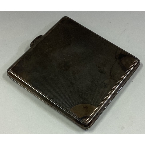 423 - A heavy silver cigarette case. Birmingham. Approx. 130 grams. Est. £30 - £40.