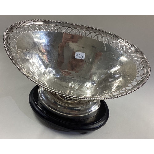 475 - GRONINGEN: A Dutch silver basket. Marked to rim. Approx. 300 grams. Est. £200 - £300.