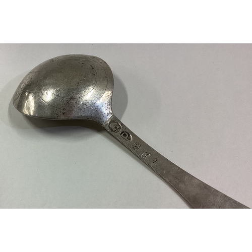 478 - An 18th Century Dutch silver spoon. Marked to reverse. Approx. 27 grams. Est. £80 - £120.