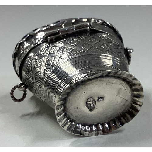 494 - A 19th Century Dutch silver marriage box with handles. Marked to base. Approx. 20 grams. Est. £40 - ... 