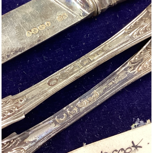 527 - A fine cased silver King's pattern three-piece christening cutlery set. 1837. By E Eastbrook. Approx... 