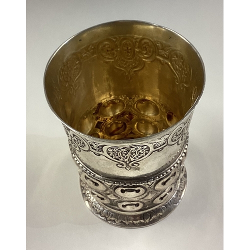 603 - A Continental silver beaker. Approx. 162 grams. Est. £300 - £400.