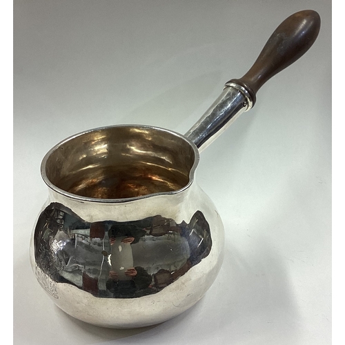 62 - A large and rare 17th/18th Century Queen Anne silver brandy pan. Marked to base. Circa 1700. Approx.... 