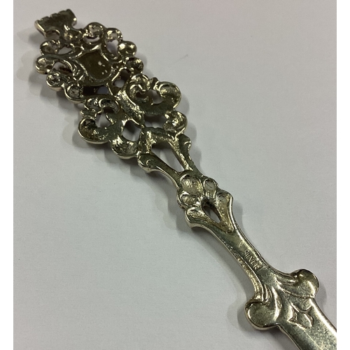 8 - A Maltese silver letter opener. Approx. 14 grams. Est. £20 - £30.