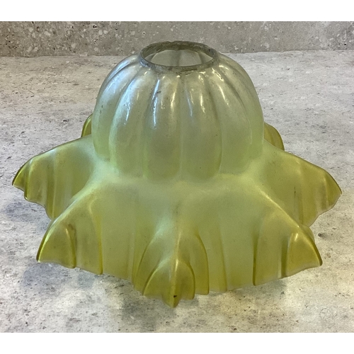 472 - A small vintage French opaque glass lampshade in yellow / green. Approx. 17 cms diameter. Est. £20 -... 